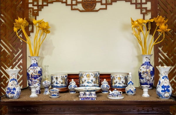 Cách bày bát hương trên bàn thờ