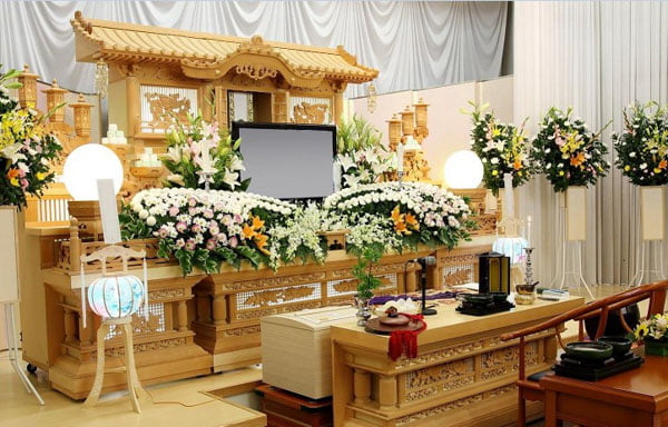 Ở mỗi giai đoạn đám hiếu cần thực hiện đúng theo nghi lễ