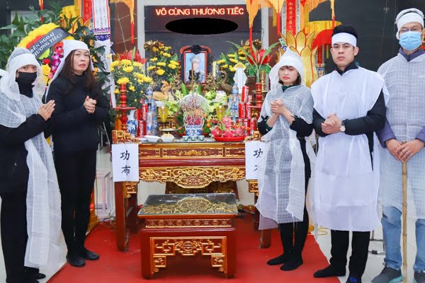 Không được phép khóc lóc, la hét um sùm