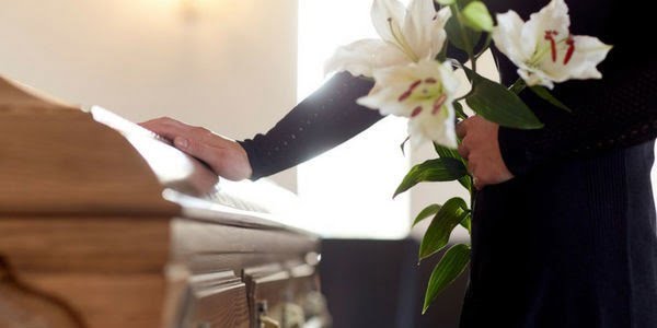 Lễ nhập quan là một trong những thủ tục cần có của đám ma miền Bắc