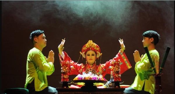 Văn khấn cho người có căn số trong lễ thờ Thánh Mẫu